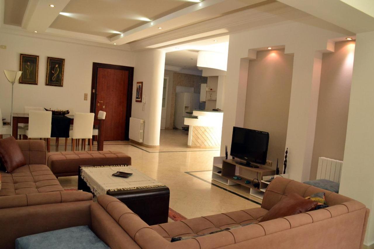 Appartement Superbe Au Coeur De La Marsa